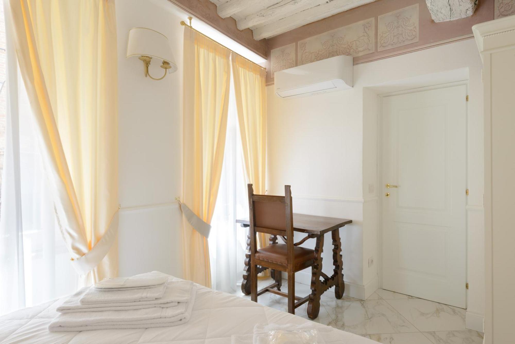 Domus Nannini Spa - L' Arco Di Matteotti Siena Exteriör bild