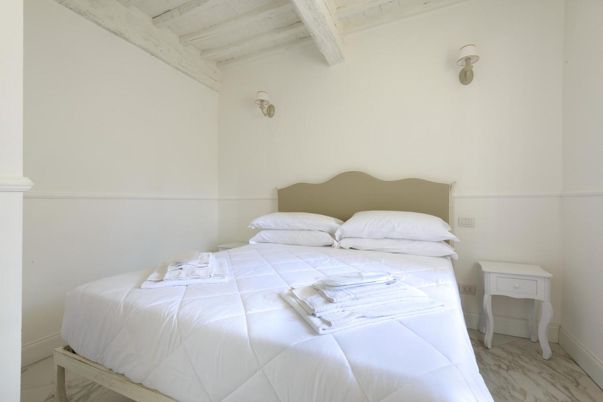 Domus Nannini Spa - L' Arco Di Matteotti Siena Exteriör bild