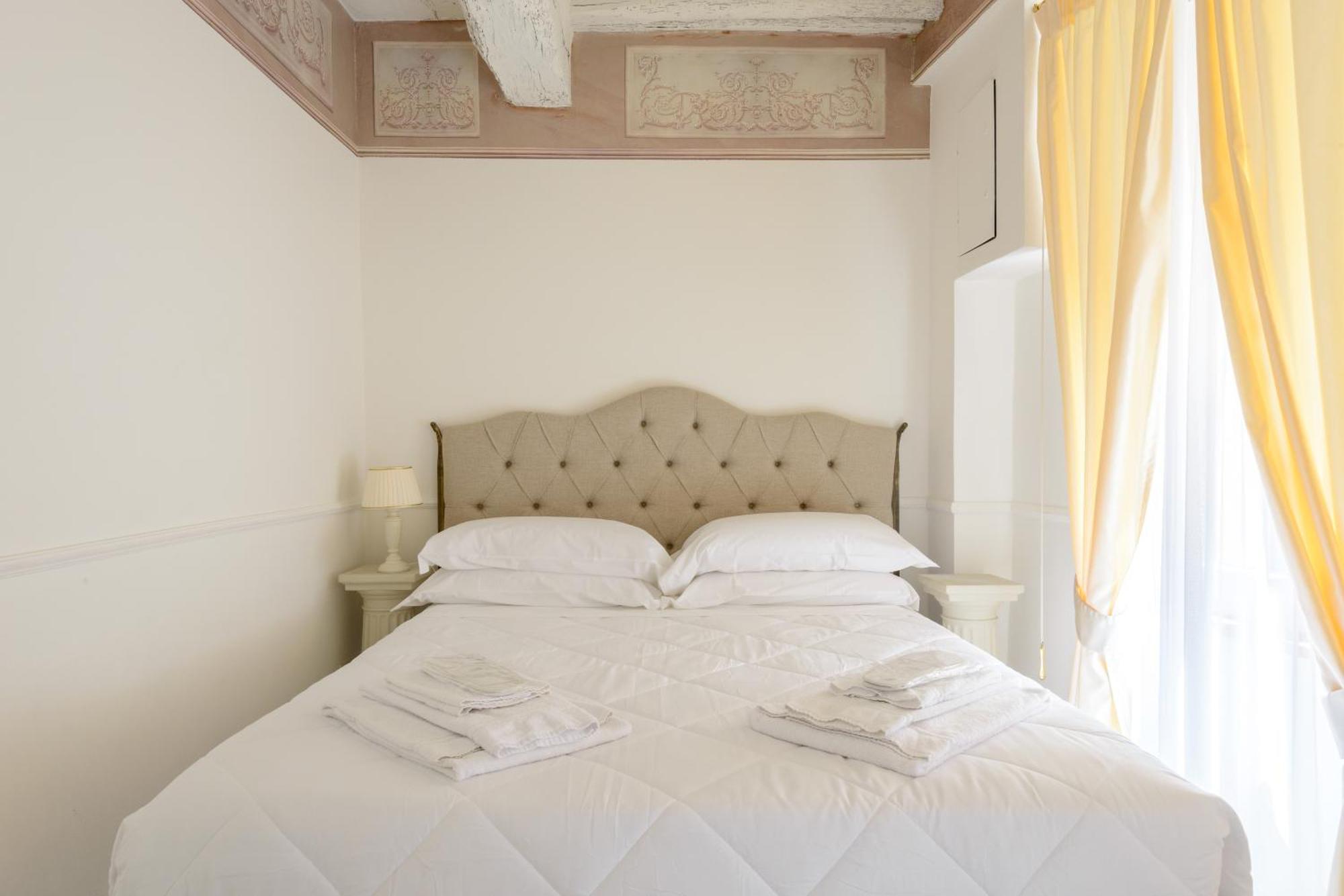 Domus Nannini Spa - L' Arco Di Matteotti Siena Exteriör bild
